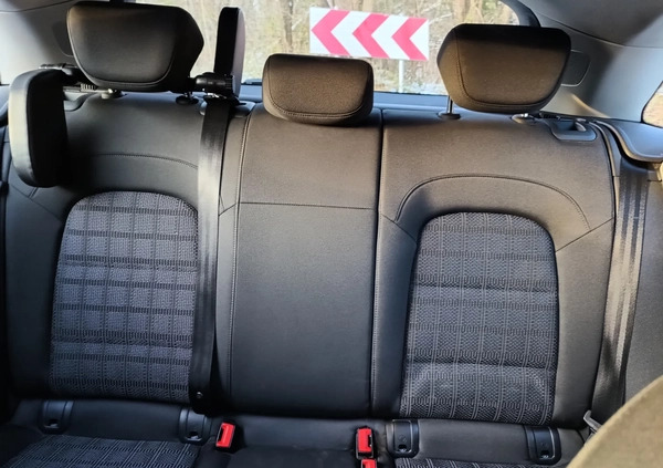 Audi Q3 cena 66000 przebieg: 89000, rok produkcji 2017 z Poznań małe 137